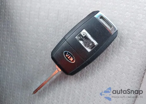 2016 Kia Sedona Lx из США, поврежденный, VIN KNDMB5C11G6091929